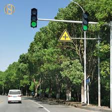 F-Shape Traffic Light Pole